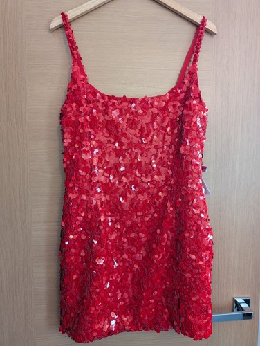 Nadine merabi karlie red - merabi,